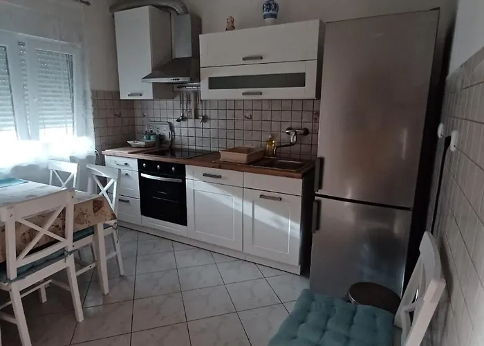 Split * Podstrana