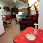 Split * بودْسْتغانا