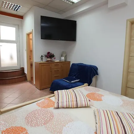 Split Apartment