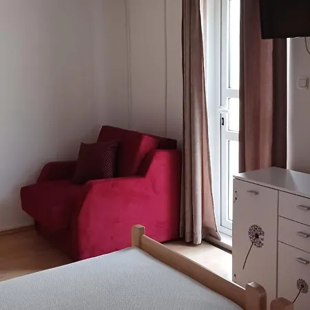 Split Apartment